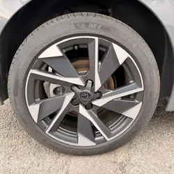 Peugeot 308 III Phase 1 1.2 HYBRID 145CH ALLURE E-DCS6 occasion - Puymoyen - photo 3/20