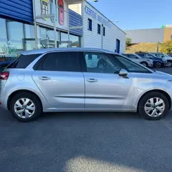 Citroen C4 Picasso BLUEHDI 120CH INTENSIVE occasion - Champniers - photo 3/25