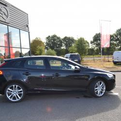 Volvo V40 D3 150CH MOMENTUM BUSINESS Domalain