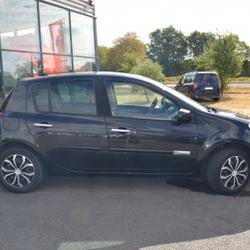 Renault Clio 3 1.5 DCI 70CH TOMTOM 5P Domalain