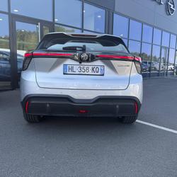 MG MG4 MG4 EV 64kWh - 140 kW Premium 5p Bruges