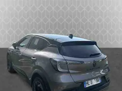Renault Captur - Captur E-Tech full hybrid 160 ch esprit Alpine 5p - 33 300 €