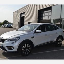 Renault Arkana 1.6 E-TECH 145CH BUSINESS occasion - Domalain - photo 2/9