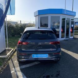Volkswagen Golf 8 Golf 1.5 eTSI OPF 130 DSG7 Active S&eacute;lestat