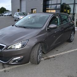 Peugeot 308 II Phase 1 1.6 E-HDI FAP 115CH FELINE 5P occasion - Domalain - photo 2/11