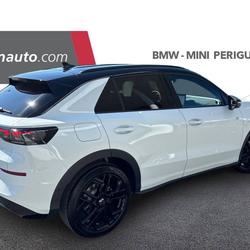 Volkswagen T-Roc T-Roc 1.5 eTSI EVO2 Hybrid 150 ch DSG7 R-Line 5p Tr&eacute;lissac