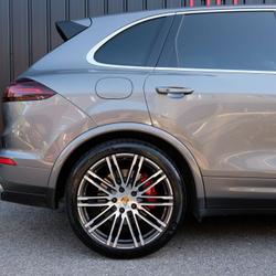 Porsche Cayenne Cayenne 4.8 V8 520 ch Turbo Tiptronic A Chamb&eacute;ry
