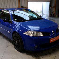 Renault Megane 2 2.0T 16V RS F1 TEAM R25 Romagn&eacute;