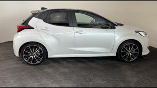 Toyota Yaris  - photo 4