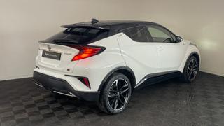 Toyota C-HR  - photo 3