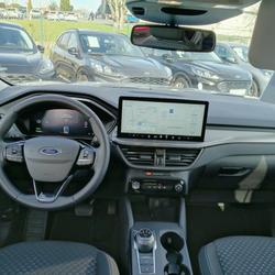 Ford Kuga 2.5 Duratec 180ch Hybrid FlexiFuel Titanium Powershift B&egrave;gles