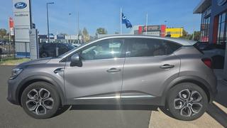 Renault Captur  - photo 1