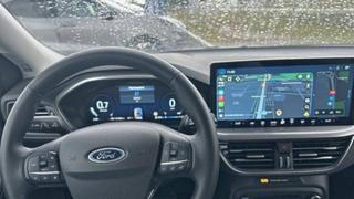 Ford Focus  - Titanium - photo 2