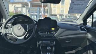 Suzuki S Cross  - Style - photo 2
