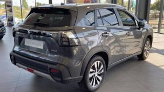 Suzuki S Cross  - Style - photo 1