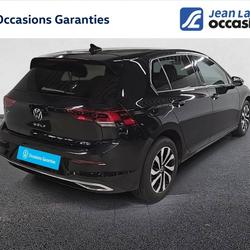 Volkswagen Golf 8 Golf 1.5 eTSI OPF 130 DSG7 Life Chamb&eacute;ry