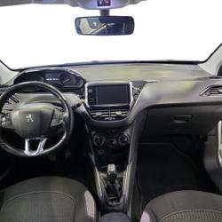 Peugeot 208 Business R Cou&euml;ron