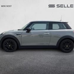 Mini Mini Cooper SE 184ch Essential BVA 5CV Fr&eacute;jus