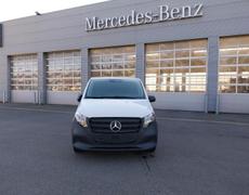Mercedes Vito Saint-Malo