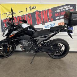 KTM Duke  Saint-Germain-Laprade