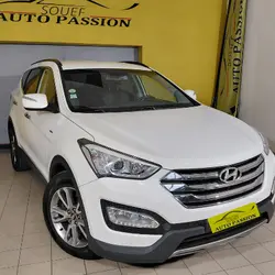 Hyundai Santa Fe F&Eacute; 2.2 CRDI 197 4WD PREMIUM 5PL Br&eacute;hal