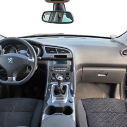 Peugeot 3008 Style Cou&euml;ron