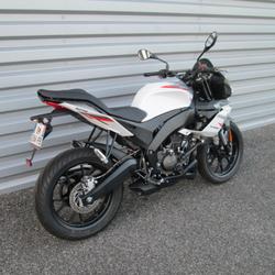 Aprilia Tuono  Auch