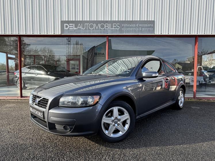 Volvo C30  - Momentum - 5 980 €