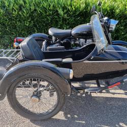 Royal-Enfield Classic  Dommartin-l&egrave;s-Toul