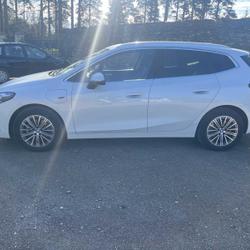 BMW Serie 2 Active Tourer (U06) 225E 245CH XDRIVE LUXURY DKG7 Loire-Authion
