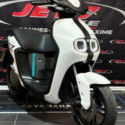 Yamaha Neo's  Cannes