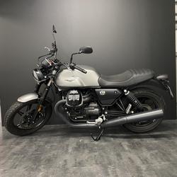 Guzzi V7  M&eacute;rignac