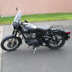 Royal-Enfield Classic  Grenay