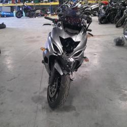 Suzuki GSX  Arles