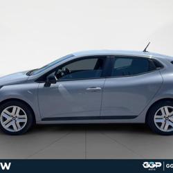 Renault Clio 5 1.6 E-Tech 145ch full hybrid Evolution N&icirc;mes