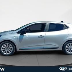 Renault Clio 5 1.6 E-Tech hybride 145ch Evolution N&icirc;mes