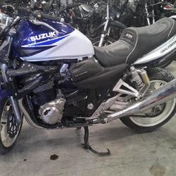 Suzuki GSX  Arles