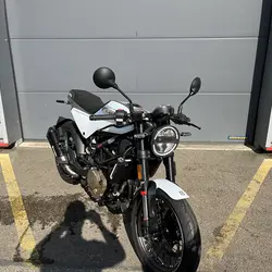 Husqvarna Vitpilen  Sens