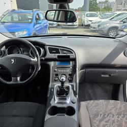 Peugeot 3008 Style Cou&euml;ron