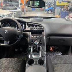 Peugeot 3008 Premium Pack Cou&euml;ron