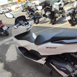 Honda PCX  N&icirc;mes