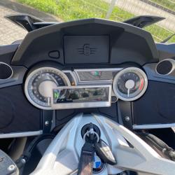BMW K1  Saint-Martin-d'H&egrave;res