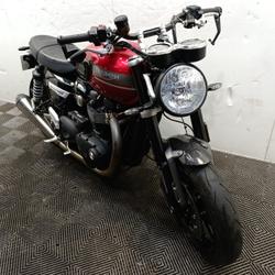Triumph Speed twin  Pressigny-les-Pins