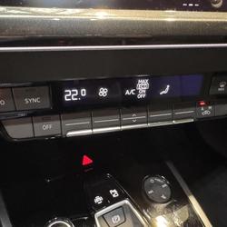 Audi Q4 e-tron Q4 e-tron Sportback 40 204 ch 82 kWh S line Vitr&eacute;