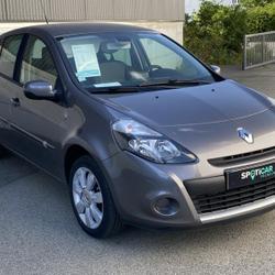 Renault Clio 3 1.5 dCi 90ch XV de France eco&sup2; 5p Vitr&eacute;