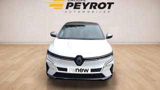 Renault Megane E-Tech  - photo 1