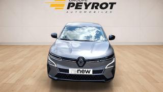 Renault Megane E-Tech  - photo 1