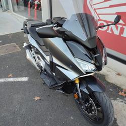 Honda Forza  N&icirc;mes