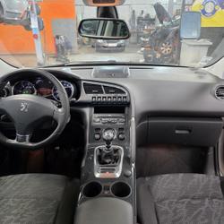 Peugeot 3008 Premium Pack Cou&euml;ron