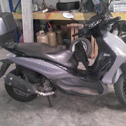 Piaggio Beverly  Arles